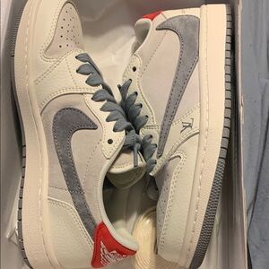 Air Jordan One Low OG Travis Scott/Louis Vuitton Edition size 5M/6.5W